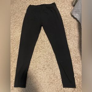 black leggings